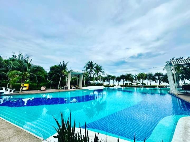 Jomtien Pattaya Condo Seaview Room Premium Luaran gambar