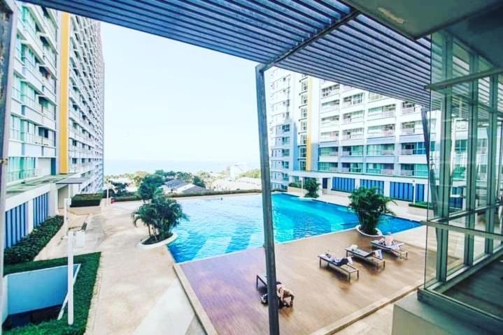 Jomtien Pattaya Condo Seaview Room Premium Luaran gambar