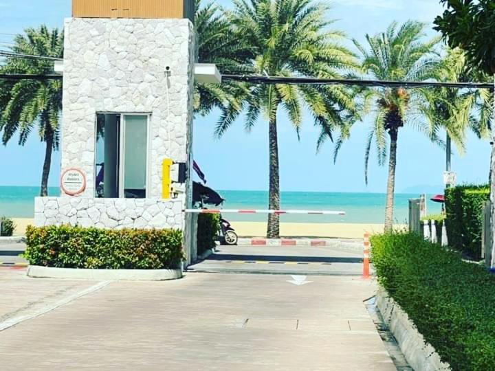Jomtien Pattaya Condo Seaview Room Premium Luaran gambar