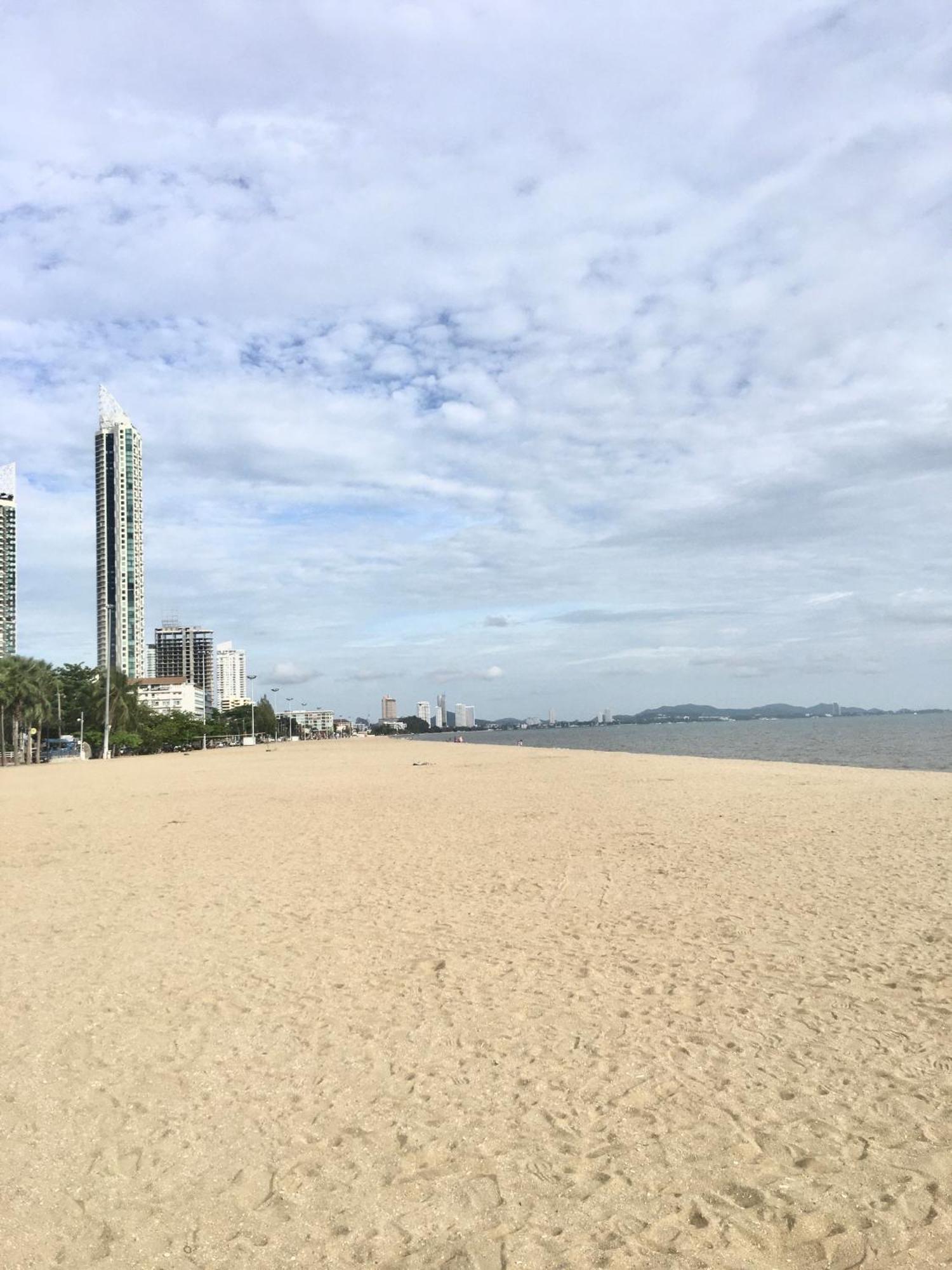 Jomtien Pattaya Condo Seaview Room Premium Luaran gambar