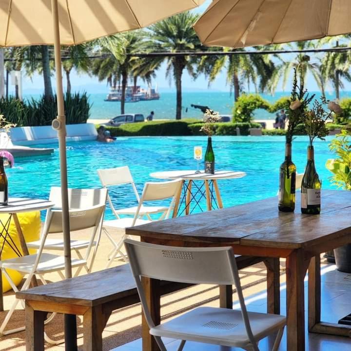 Jomtien Pattaya Condo Seaview Room Premium Luaran gambar