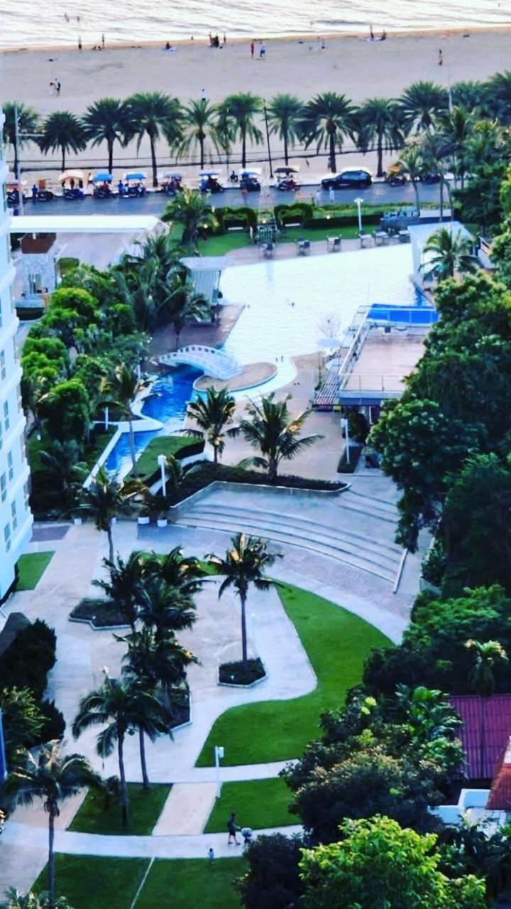 Jomtien Pattaya Condo Seaview Room Premium Luaran gambar